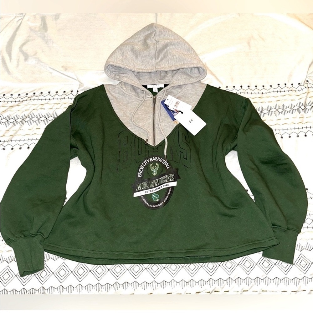 Milwaukee Bucks Quarter Zip